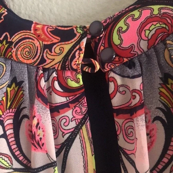 Crystal Doll Halter Style Ombré Dress - Picture 6 of 8